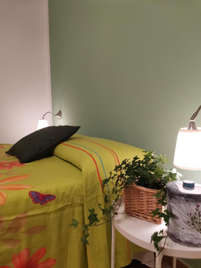 Appartamento Salvia In Centro アシェーア エクステリア 写真